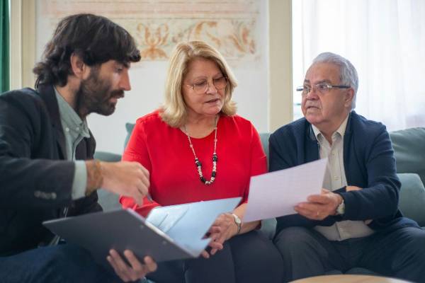 Understanding Real Property Reports (RPRs) in Alberta Home Sales