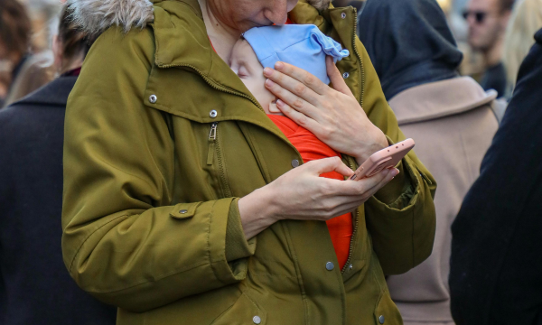 Sending Your Ex a Text in a Child Custody Case Can Be a Mistake